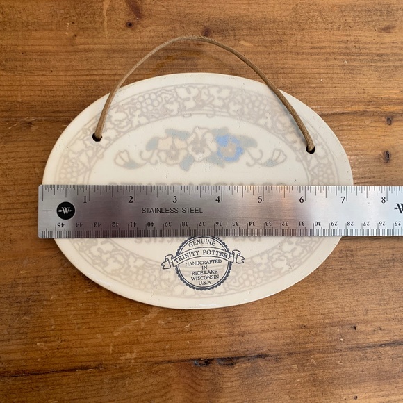 Trinity Pottery Oval Grandparents Plaque - Picture 5 of 5